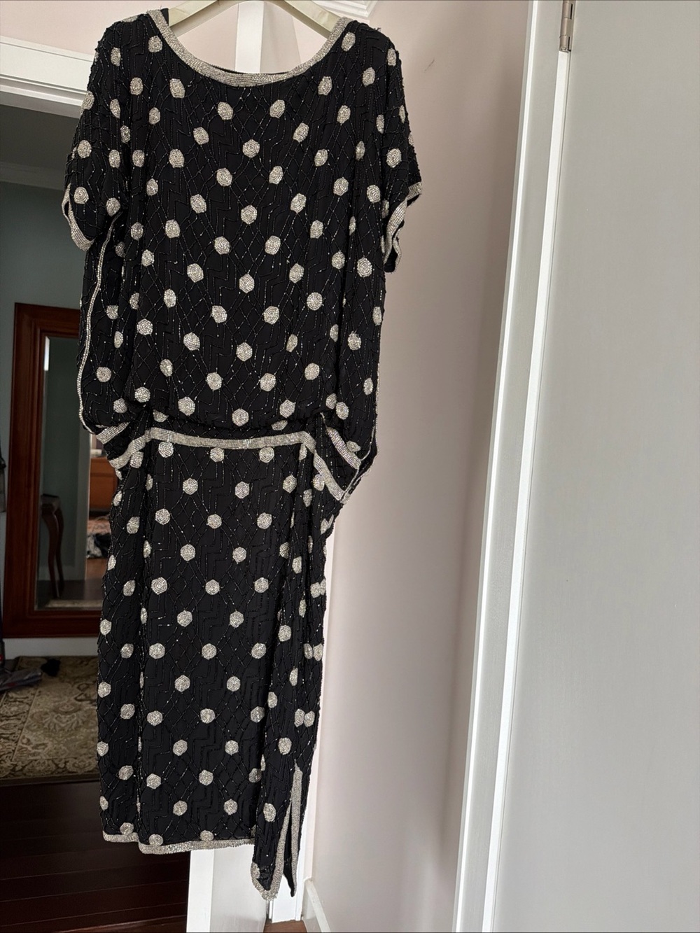 Harriet Kassman Black White Beaded Short Sleeve Formal Dress Size:M